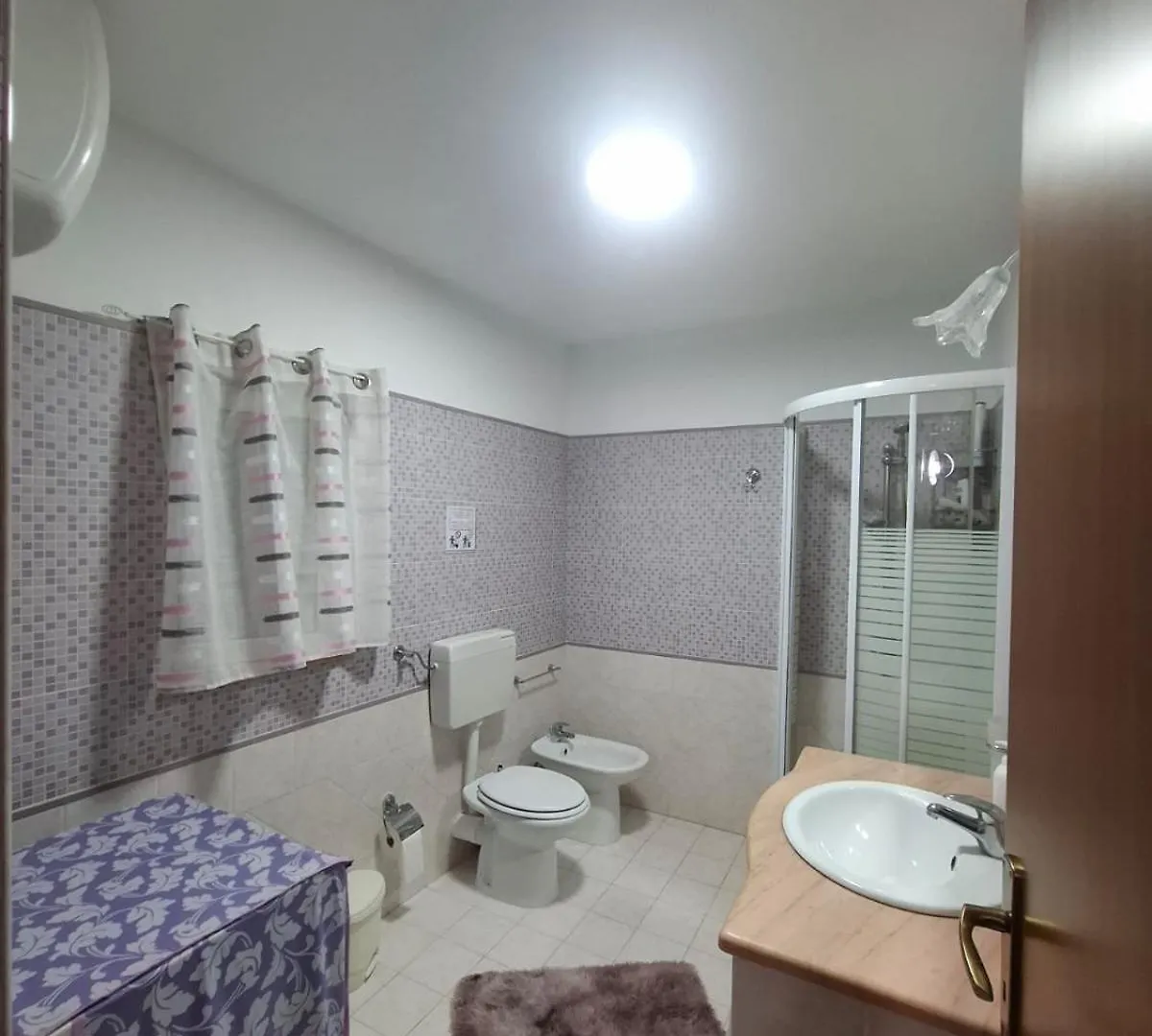 Villa Annamaria Carini 0*,